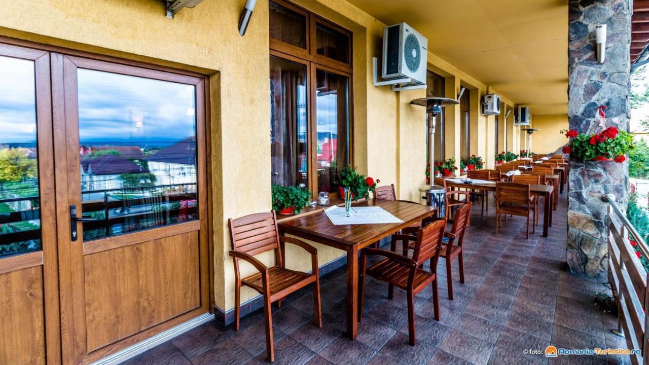 Valea Regilor Reghin Hotell Eksteriør bilde